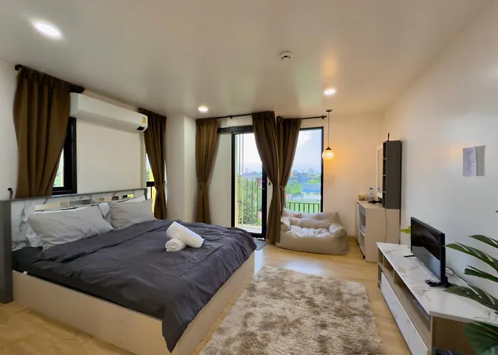 Breezewood Hotel Bangkok