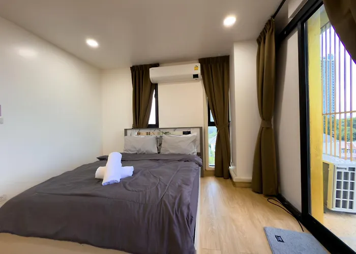 Breezewood Hotel Bangkok