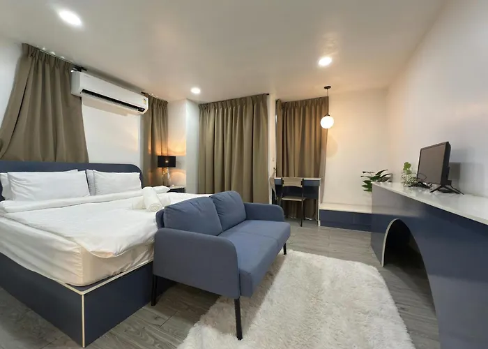 Breezewood Hotel 3*