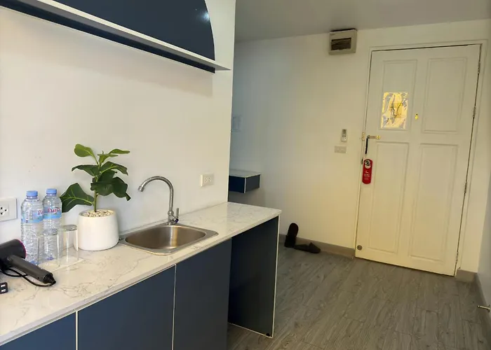 Breezewood 3* Bangkok